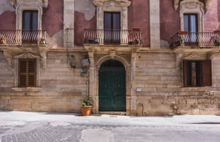 Palazzo Bozzanca Apartments by Wonderful Italy