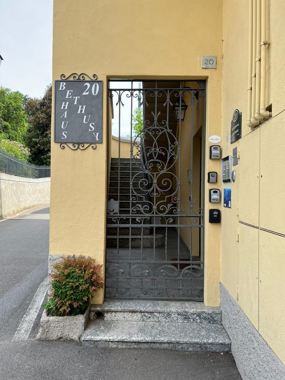 Casa Nostra — photo 1 of 75