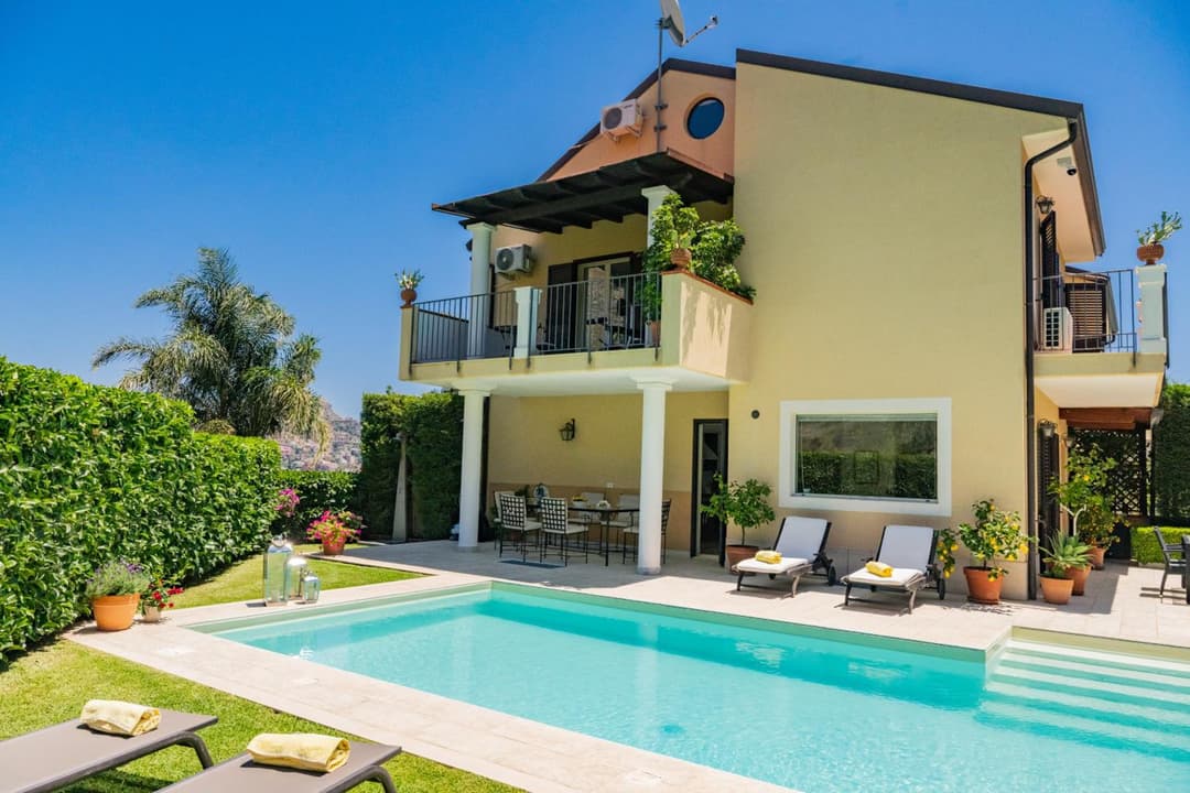 Villa Almond — photo 1 of 1