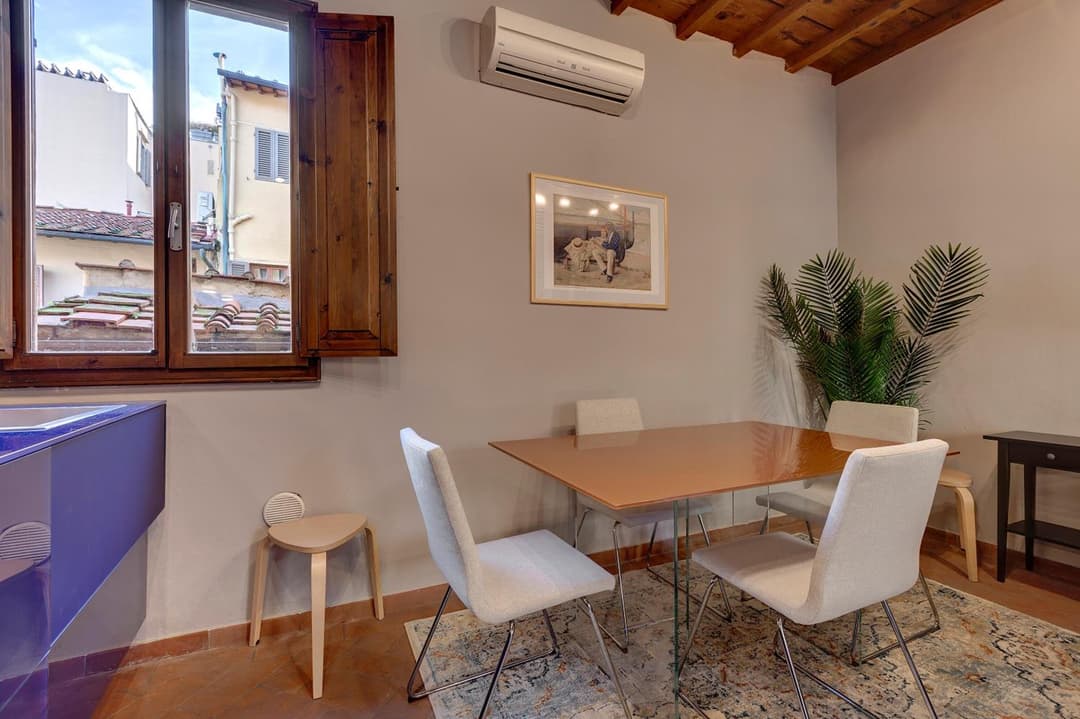 Magazzini Apartment by Mamo Florence — photo 1 of 1