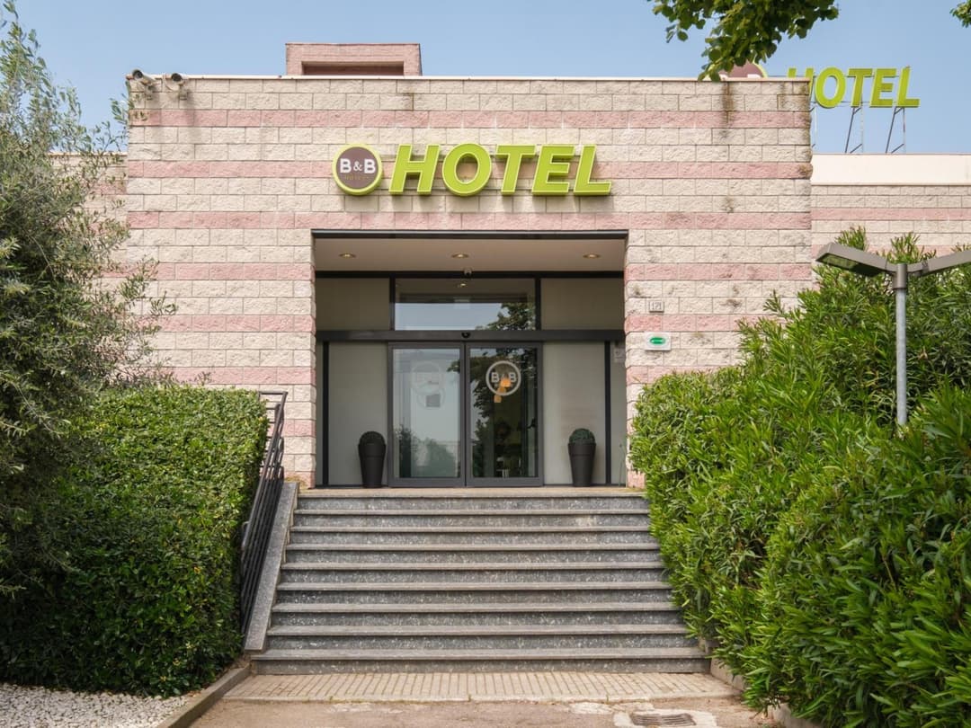 B&B Hotel Faenza — photo 1 of 24