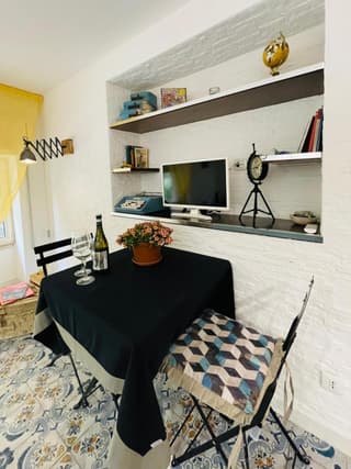 Duba Holiday House
