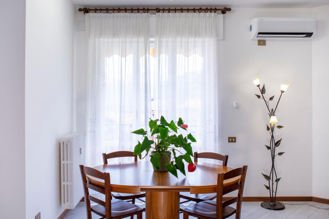 Lake View Apartment - Parking Included — photo 1 of 1