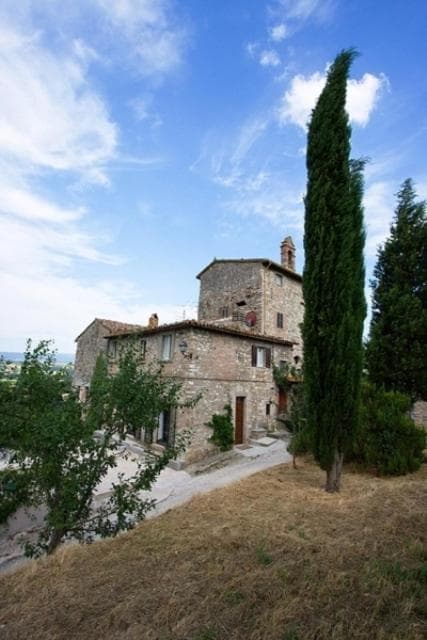Gli Appartamenti Di Torre Bertona — photo 1 of 61