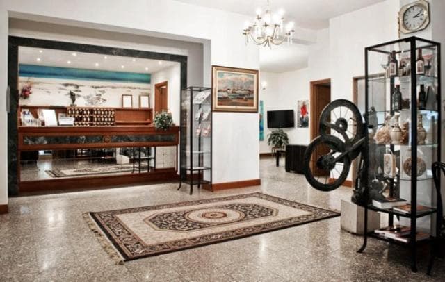 Hotel Miramonti — photo 1 of 20