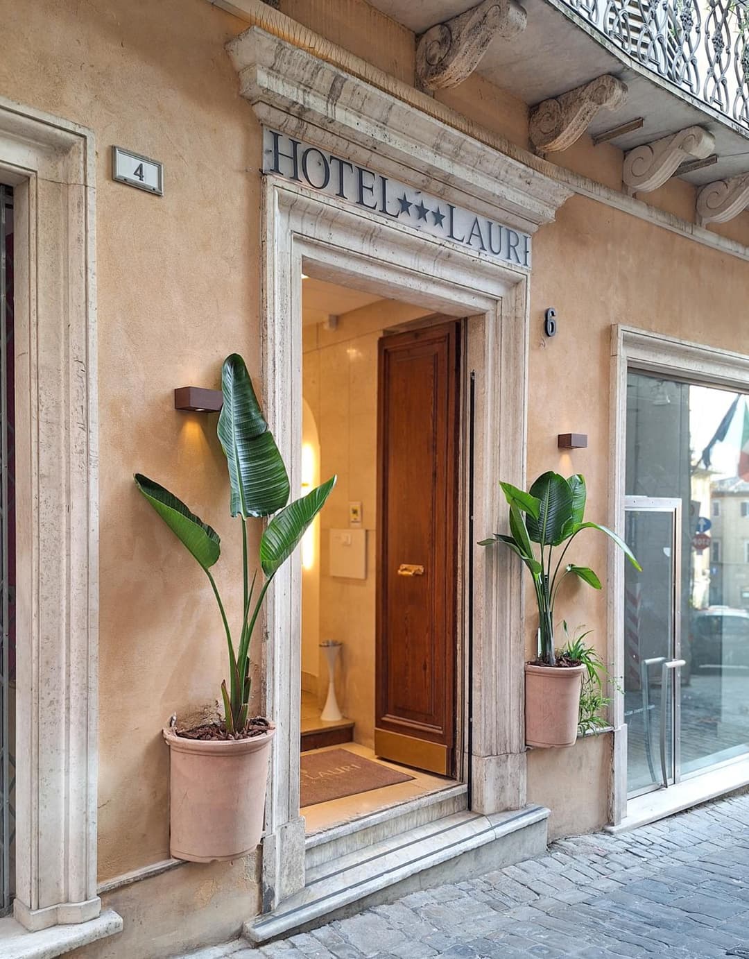Hotel Lauri — photo 1 of 1