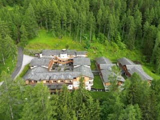 Boscone Suite Hotel