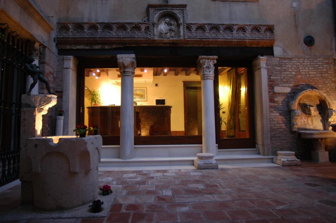 Hotel Al Ponte Mocenigo — photo 1 of 1