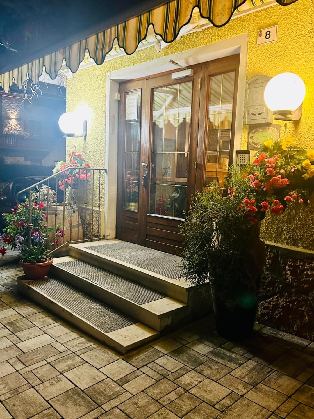 Hotel Aurora — photo 1 of 1