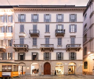 DOMYA - Manzoni 25