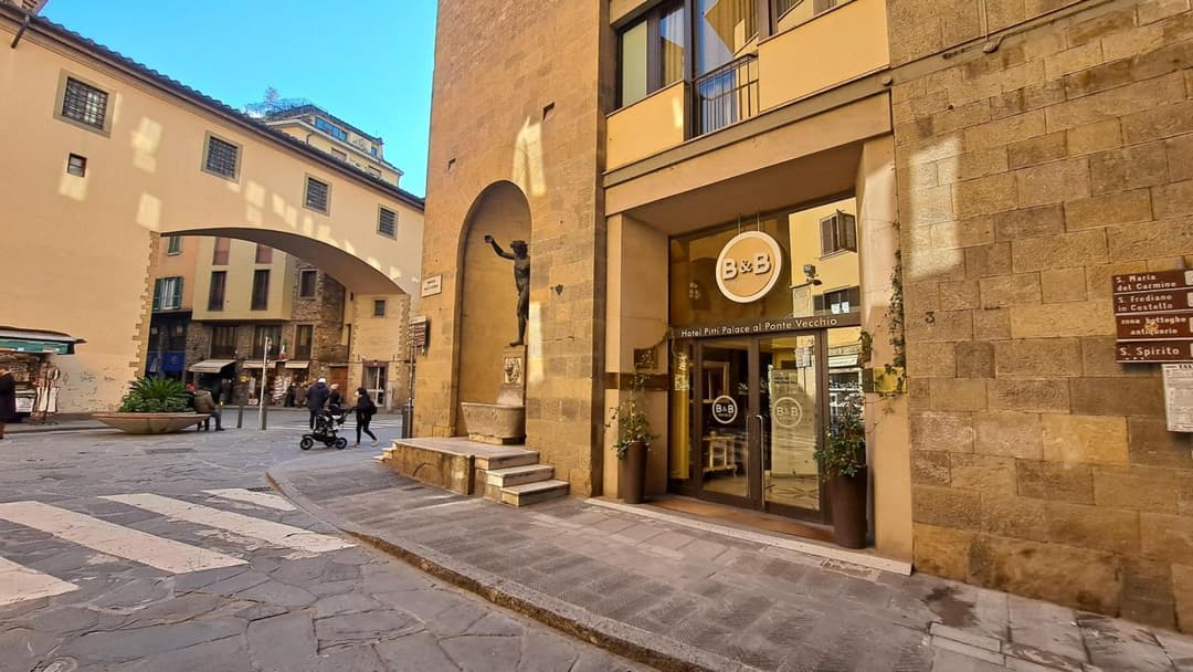 B&B Hotel Firenze Pitti Palace al Ponte Vecchio — photo 1 of 43
