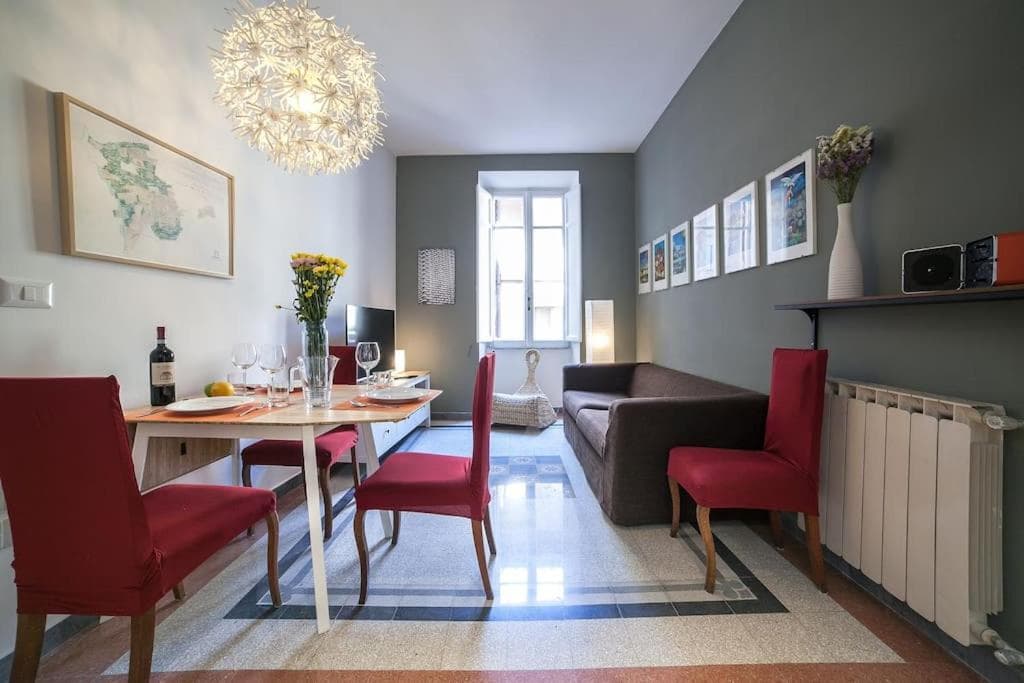Monti 3 bedroom apartment Colisseum — photo 1 of 1
