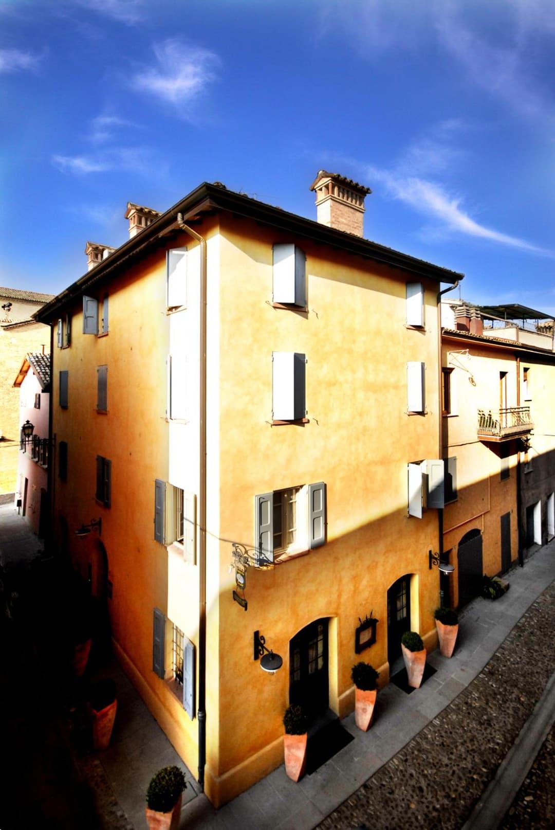 Locanda Del Feudo Suite & Restaurant — photo 1 of 1