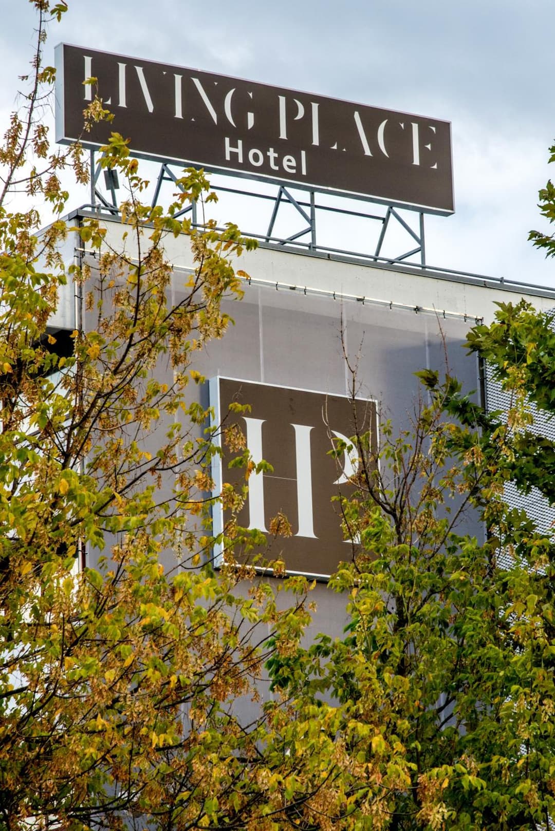 Living Place Hotel — photo 1 of 1