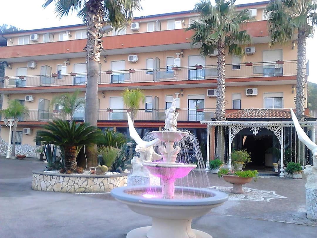 Hotel Happy Days — photo 1 of 1