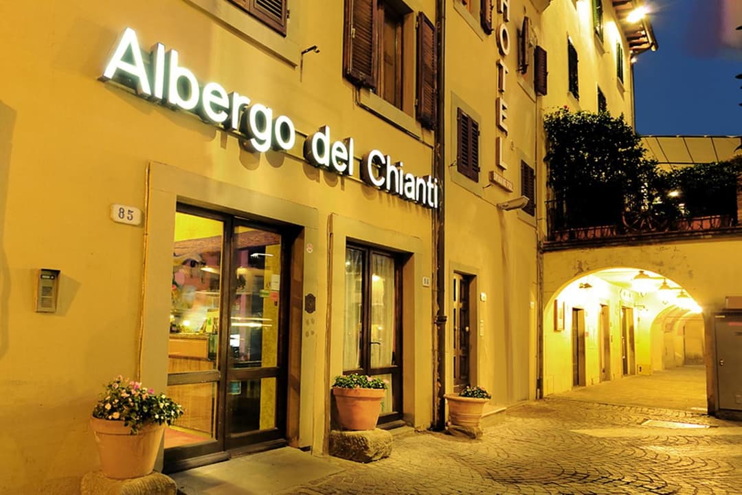 Albergo Del Chianti — photo 1 of 54