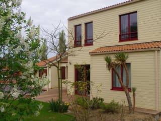 Casa celine moderna, relax, comoda alle spiagge e negozi