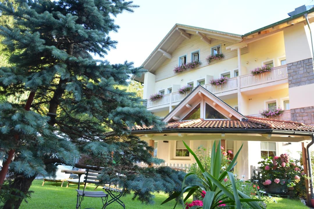 Hotel Pangrazzi - 3 stelle superior — photo 1 of 71