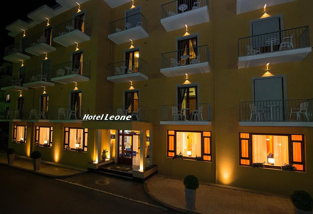 Hotel Leone — photo 1 of 216