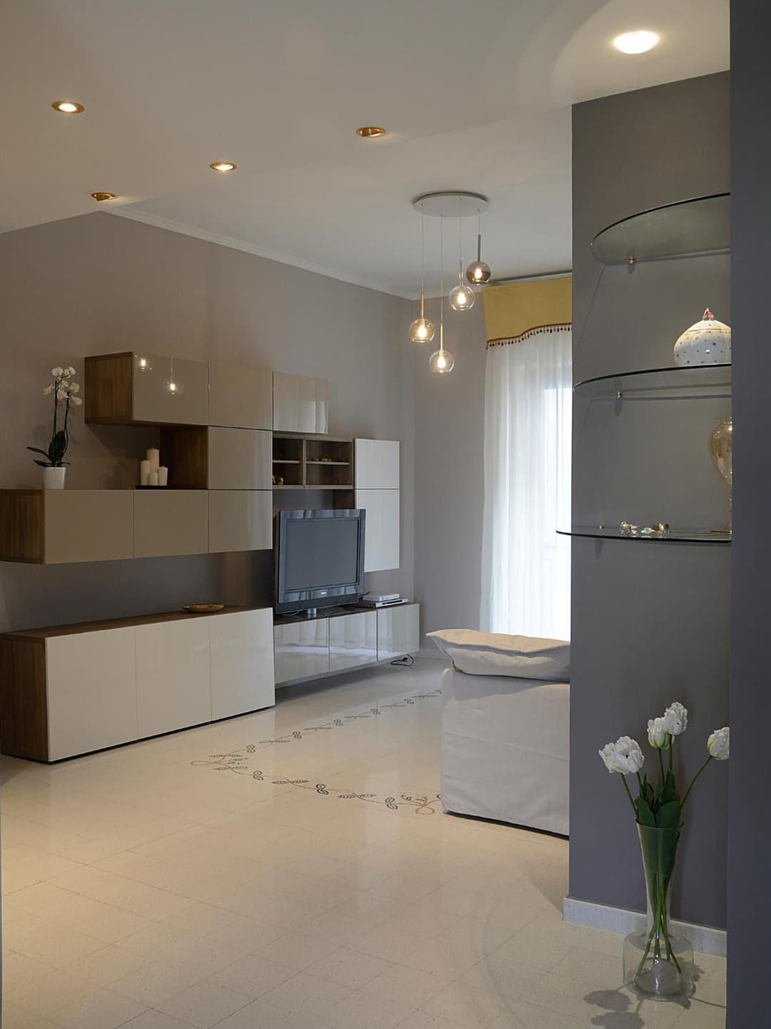 Belvedere 35 — photo 1 of 1