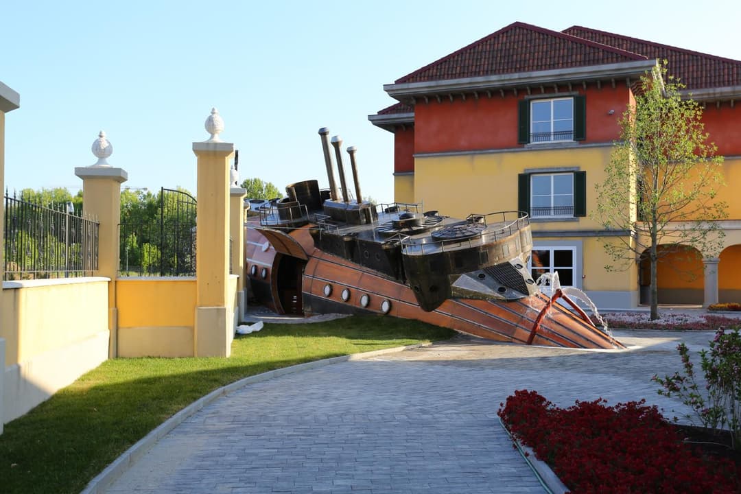 Gardaland Adventure Hotel — photo 1 of 1