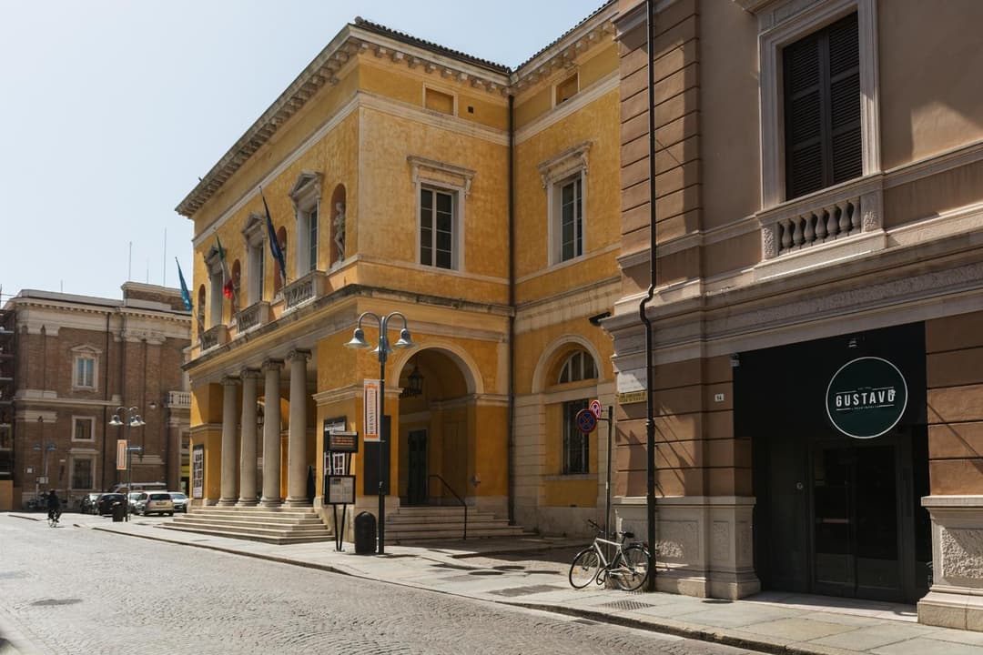 Alighieri Theatre Charming Suite — photo 1 of 1
