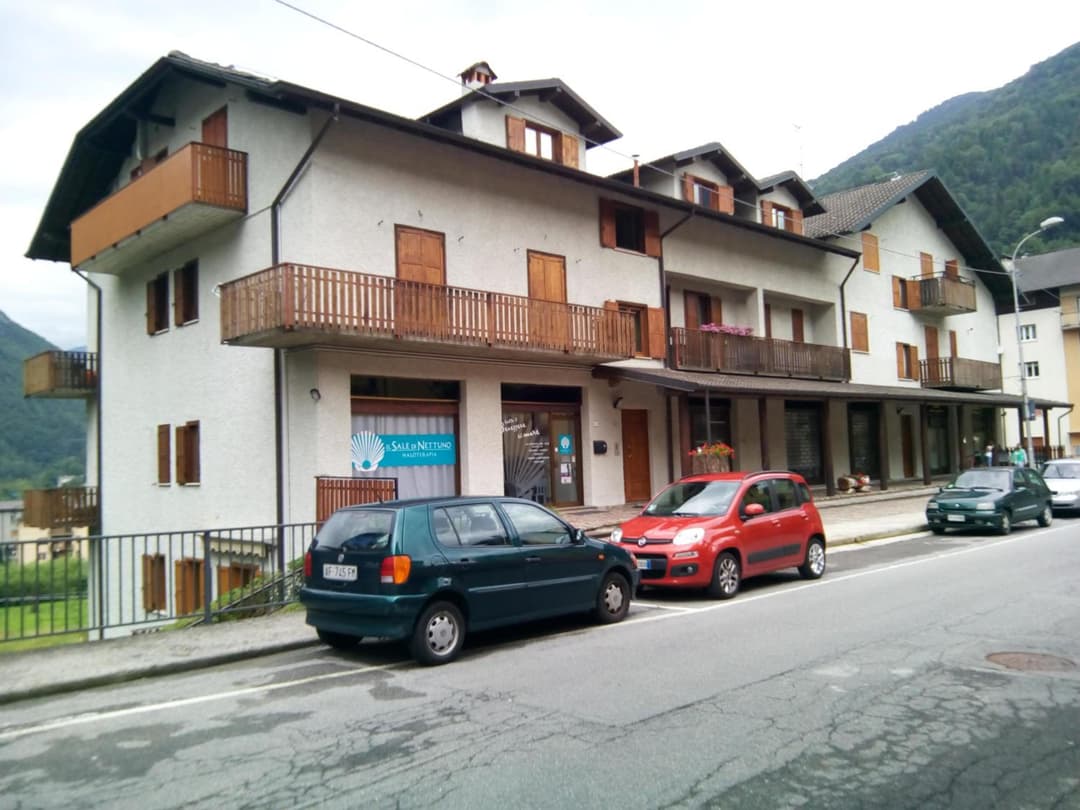 Bilocale a Piazza Brembana — photo 1 of 35
