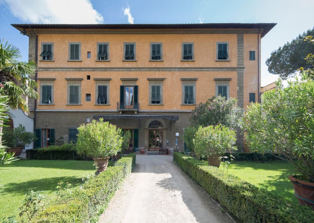Casa Santo Nome di Gesu — photo 1 of 73