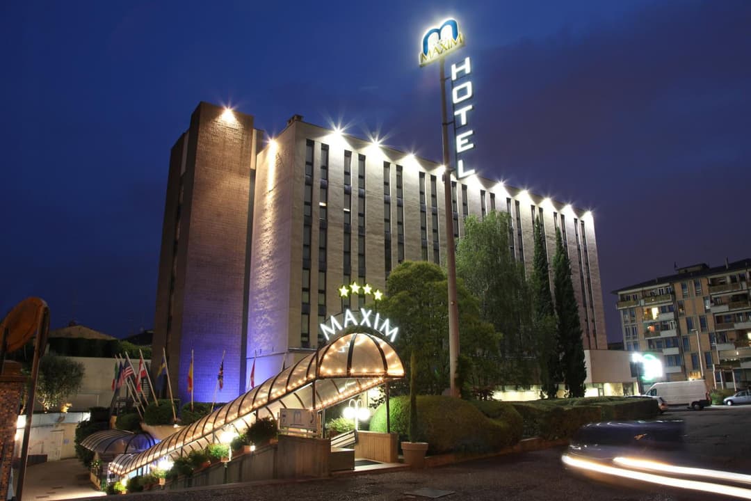 Hotel Maxim — photo 1 of 1