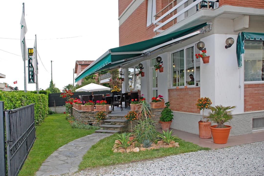 Hotel Michela — photo 1 of 107