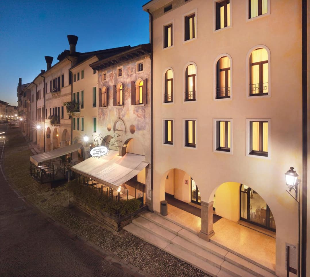 Hotel Canon d'Oro — photo 1 of 80