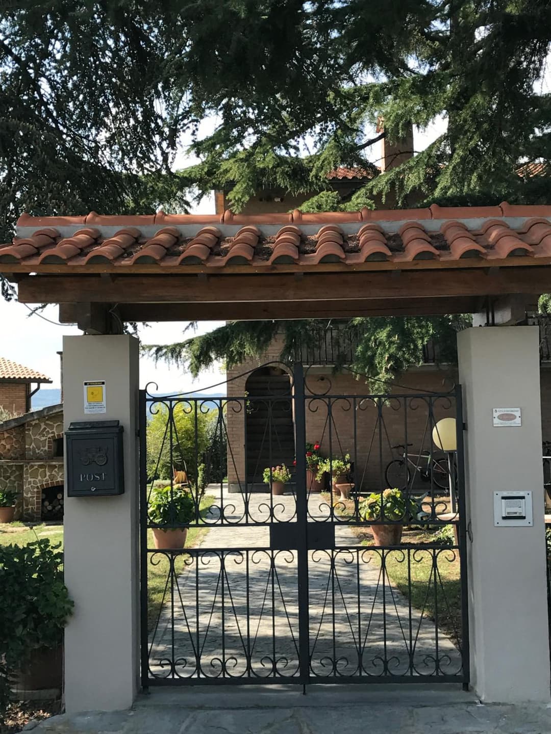 Agriturismo Azienda Agricola La Roccaia — photo 1 of 1