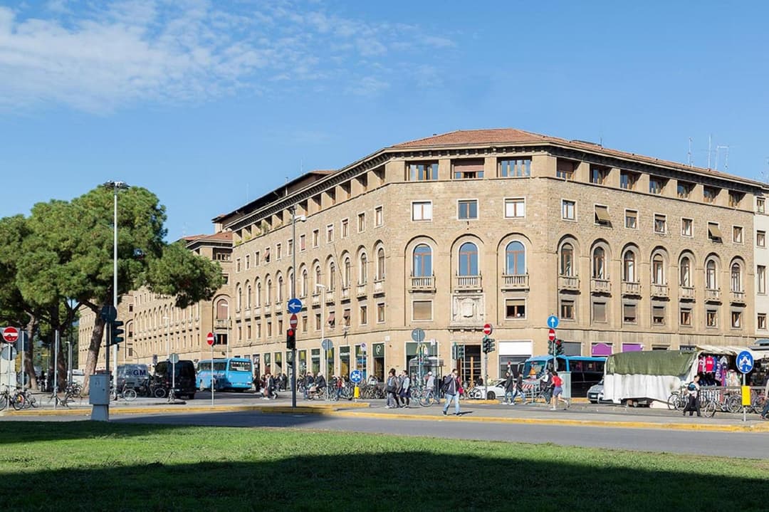 7Florence — photo 1 of 44