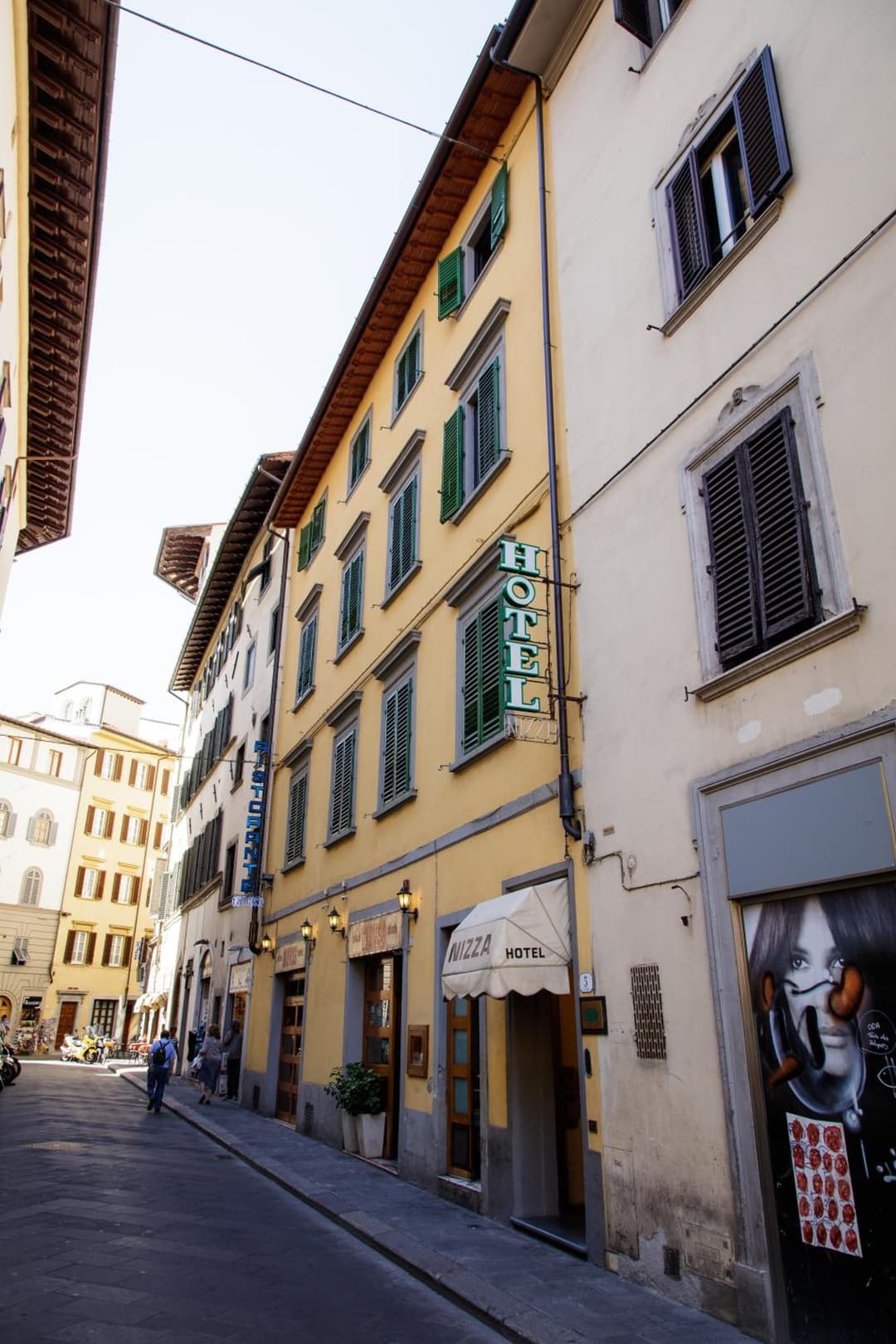 Hotel Nizza — photo 1 of 124