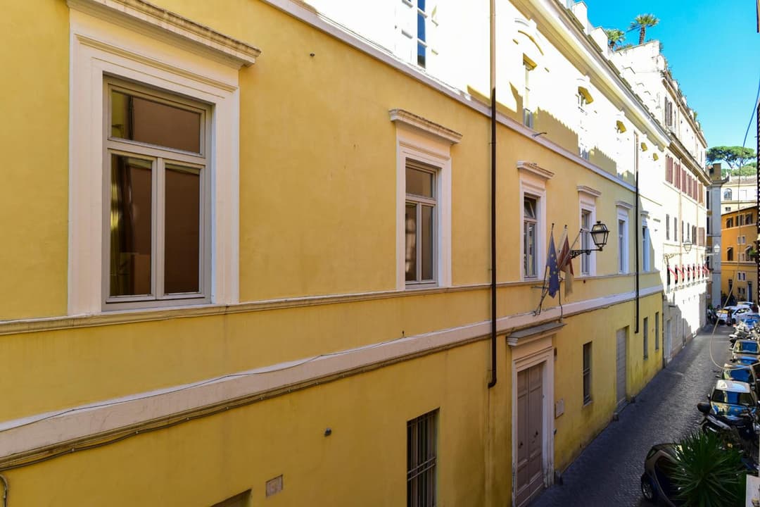 Elite Rome Apartments — photo 1 of 1
