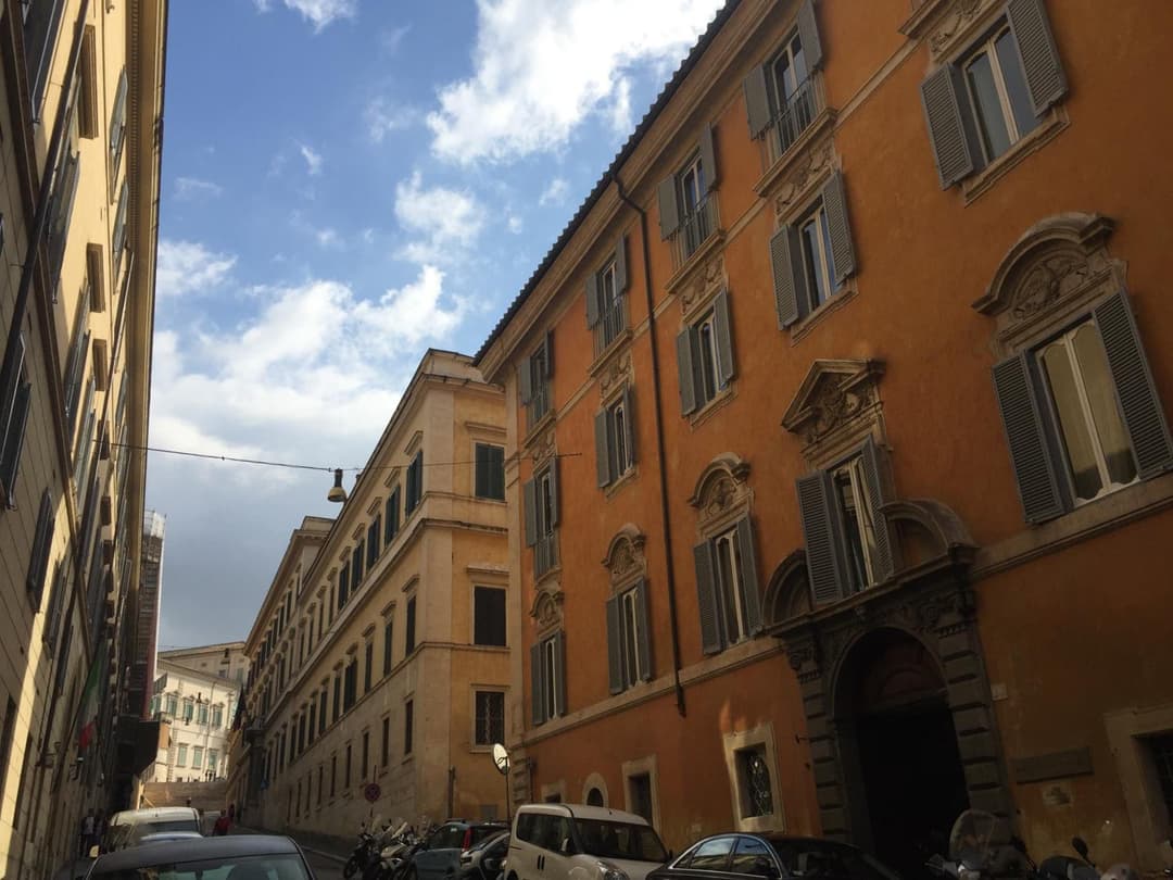 47LuxurySuites - Trevi — photo 1 of 28