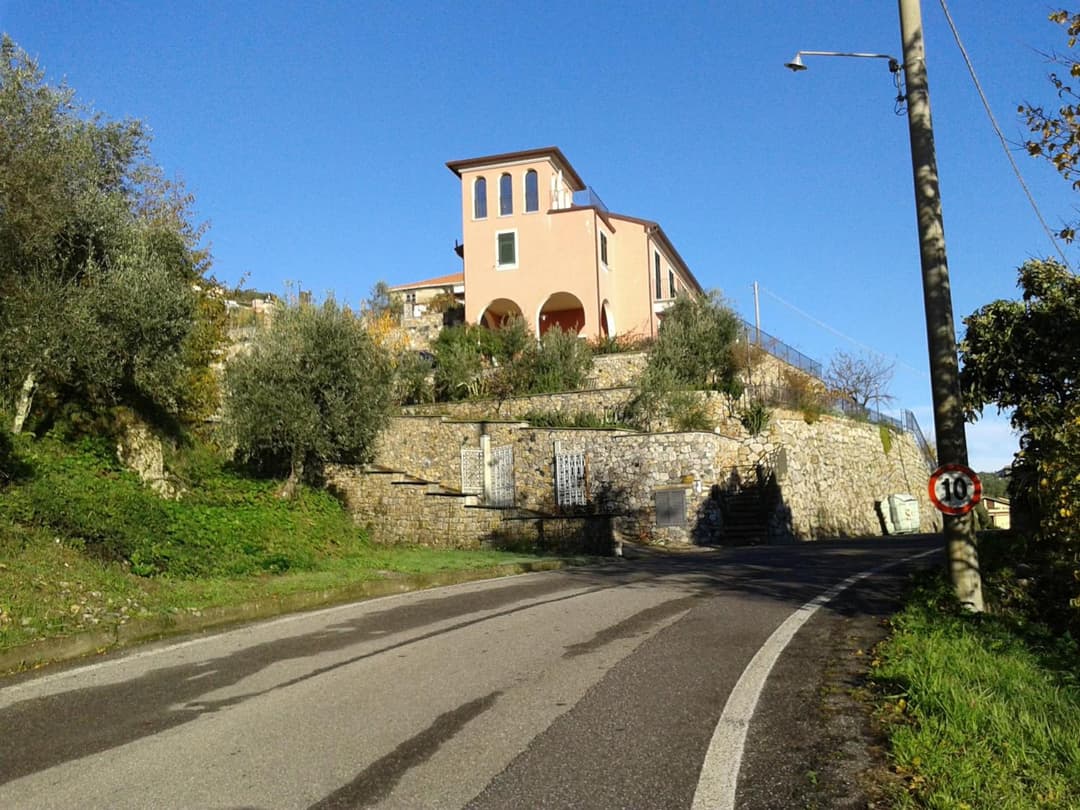 La Torretta Rosa — photo 1 of 9