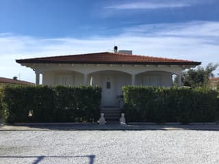Danio beach house