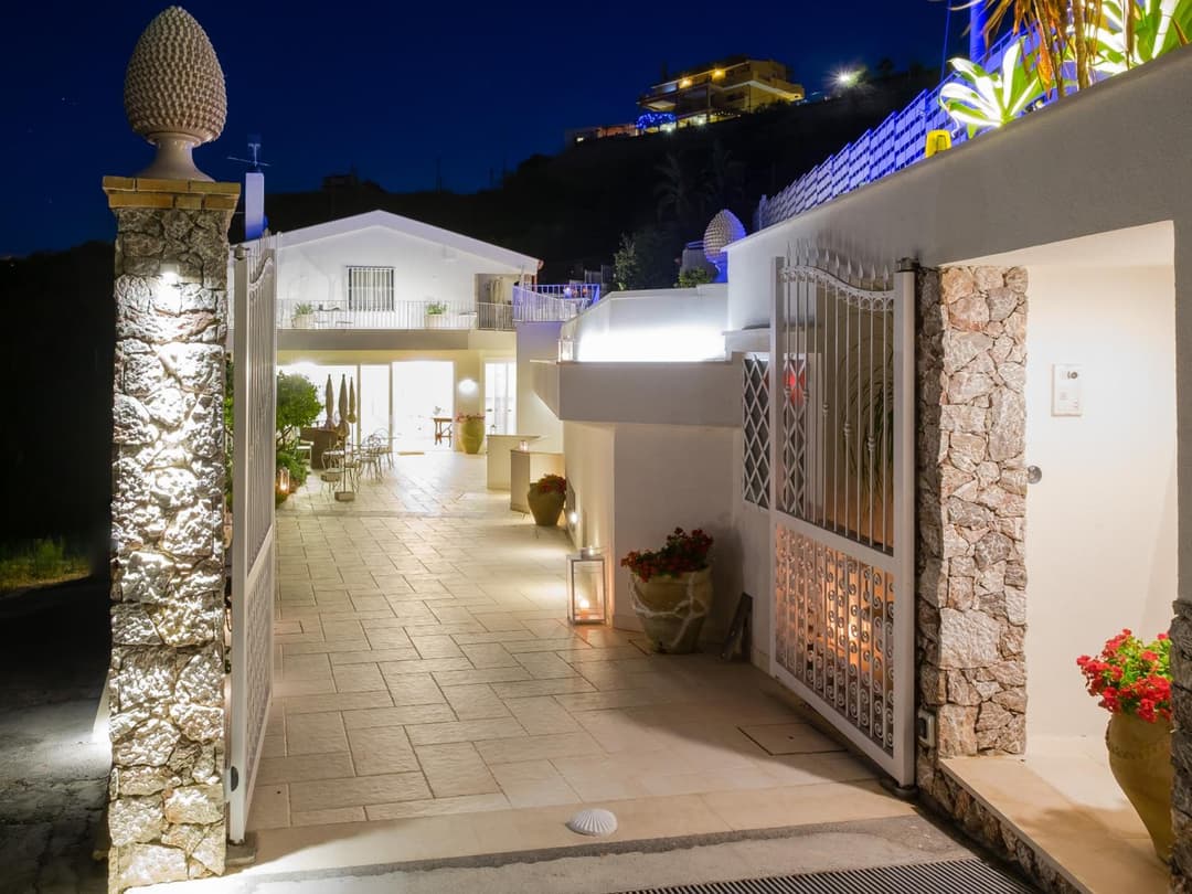 Sciccosa Guest House — photo 1 of 1