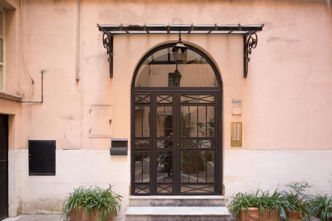 Simon's place — photo 1 of 1