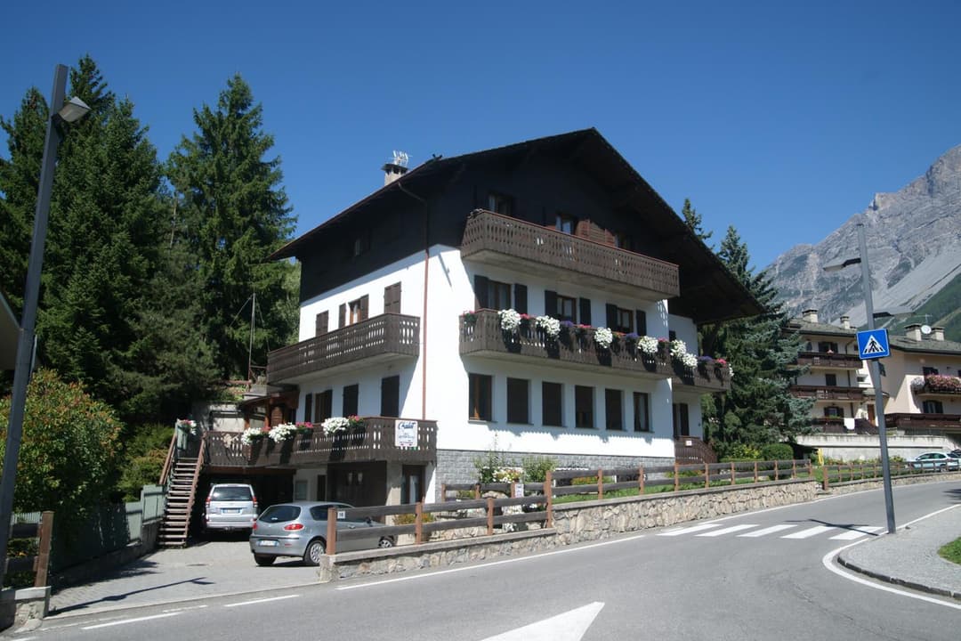 Chalet dell'Ermellino — photo 1 of 29