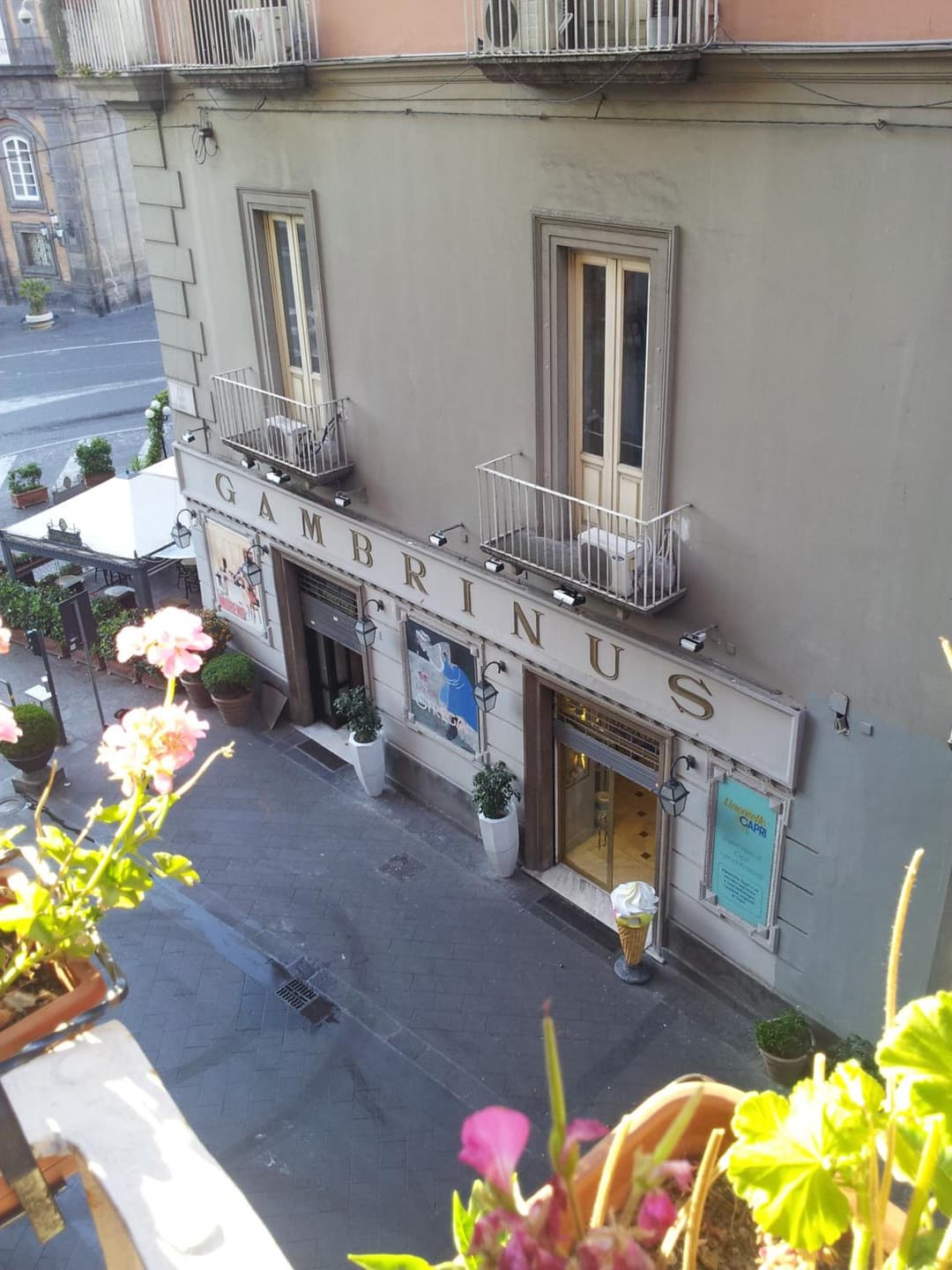 Edoardo al Plebiscito — photo 1 of 1