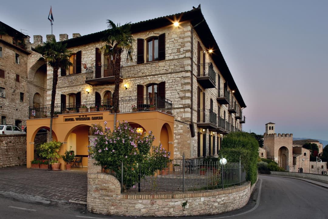 Hotel Windsor Savoia — photo 1 of 32