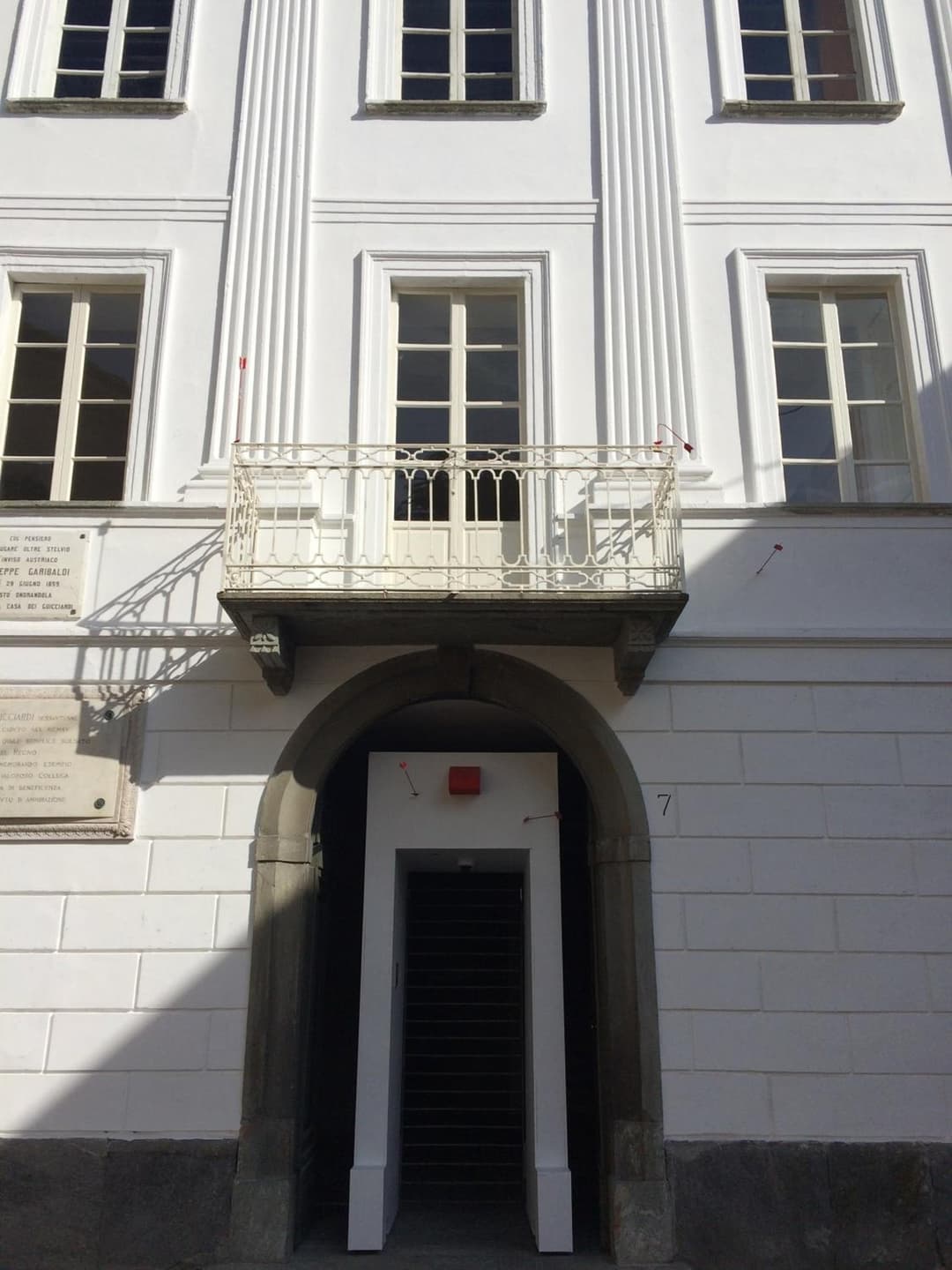 winebnb — photo 1 of 1