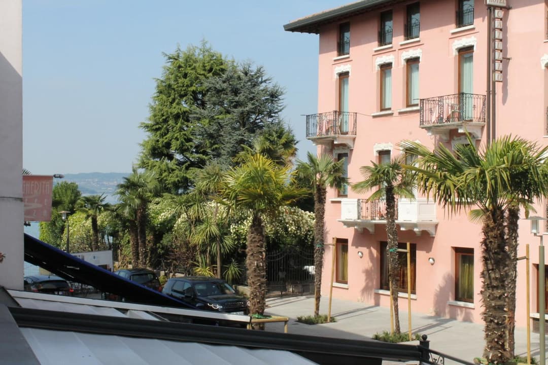 Suite Mavino Appartamenti — photo 1 of 41