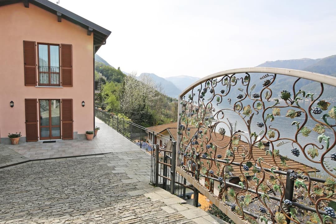 Casa Giulio Apartment in Lezzeno Lake Como — photo 1 of 1