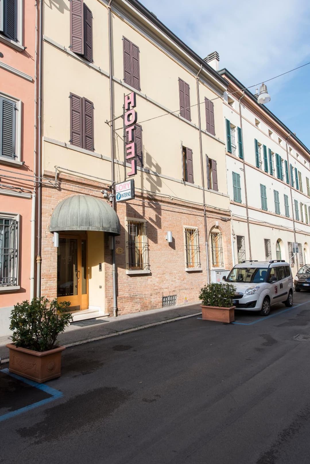 Hotel Lory — photo 1 of 50