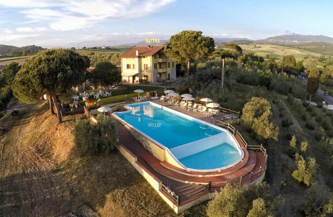 Tenuta La Lupa — photo 1 of 82