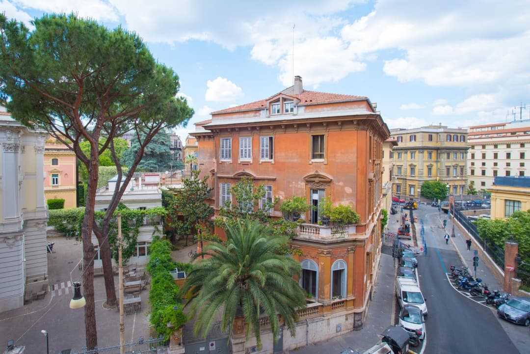 Roma 2B — photo 1 of 1