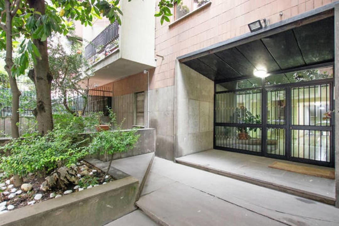 Vatican Area Flat — photo 1 of 1